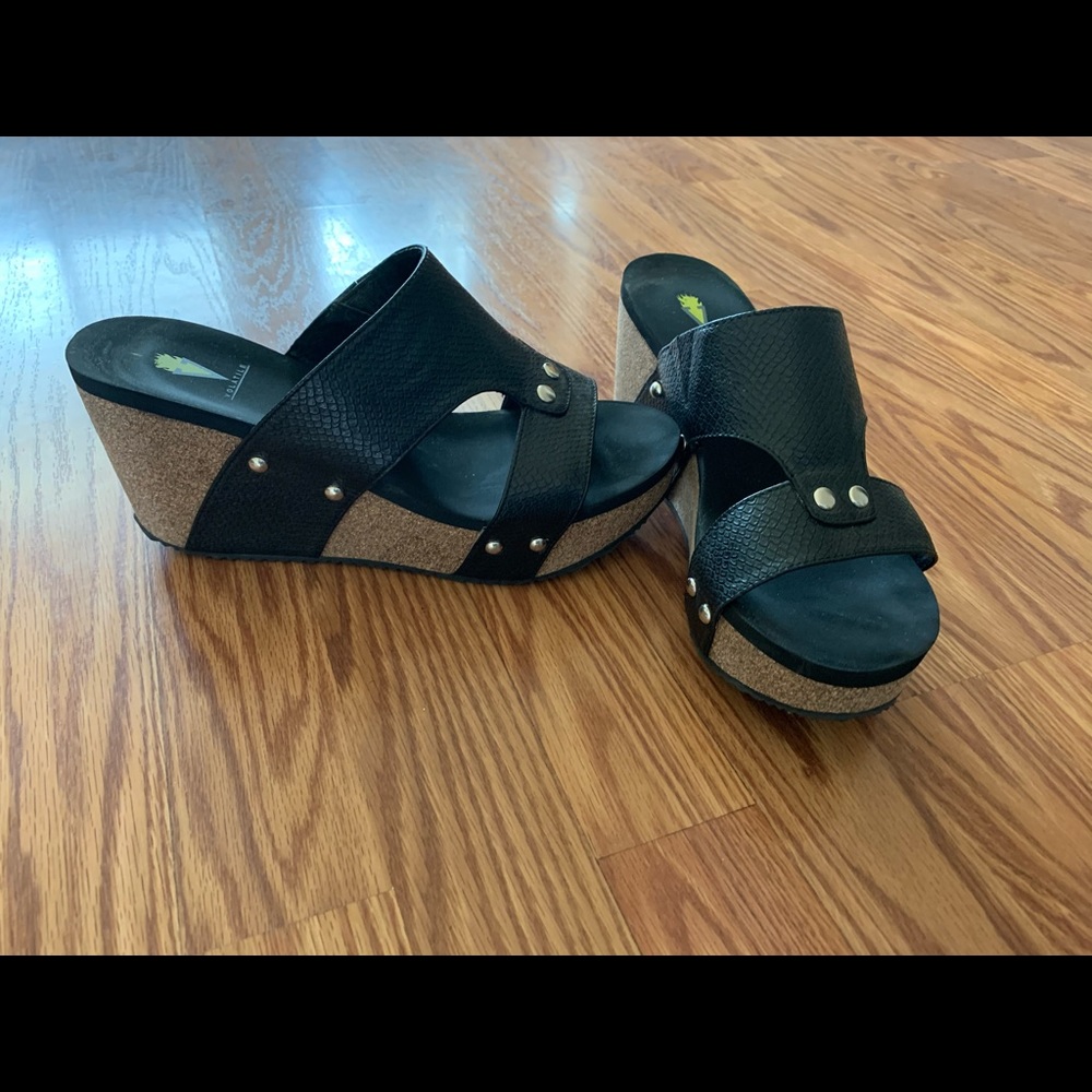 Black Studded Wedge
